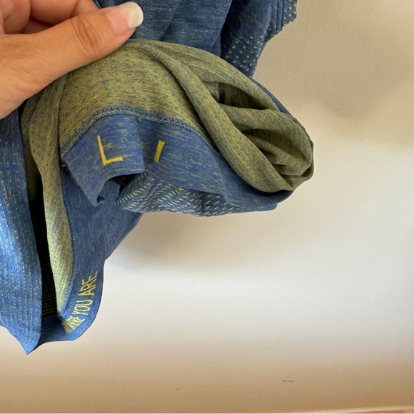 Lululemon Tank Size L - Picture 5 of 5